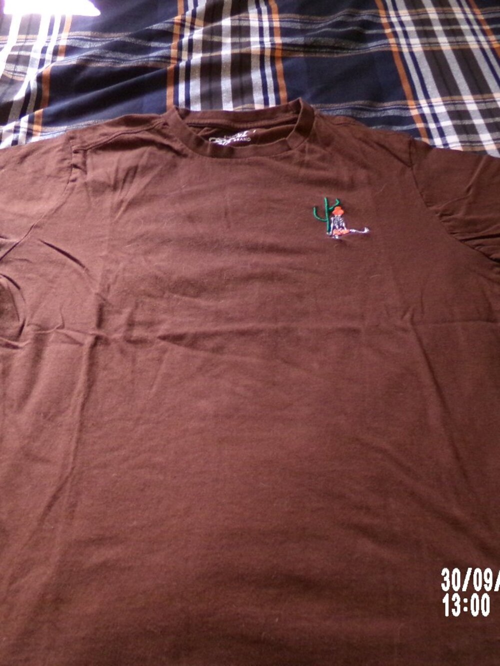 brown t-shirt w/ skeleton guy sleeping at cactus size M